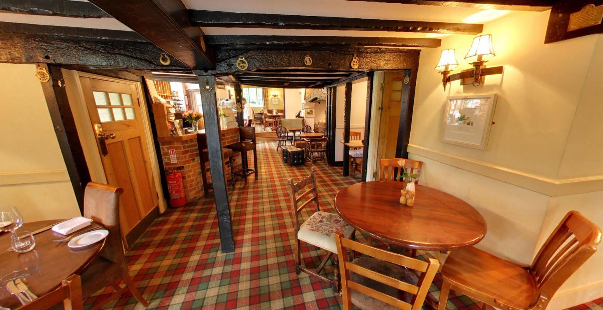 The Nags Head Hotel غريت ميسندين المظهر الخارجي الصورة