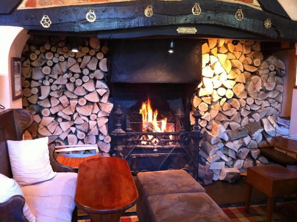 The Nags Head Hotel غريت ميسندين المظهر الخارجي الصورة